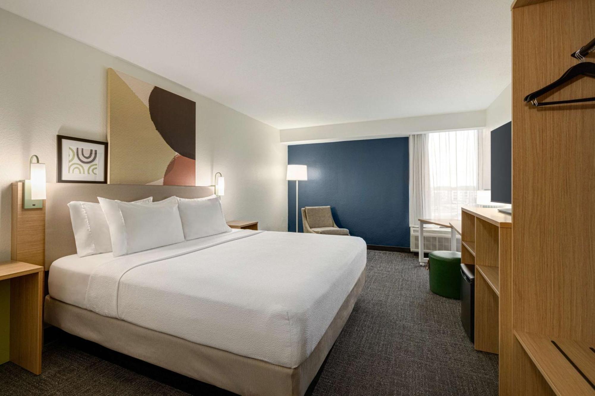 Spark By Hilton At Opryland Hotel